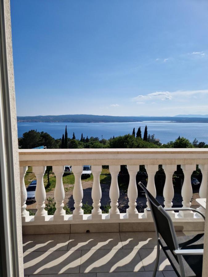Apartments Velic Crikvenica Exterior foto