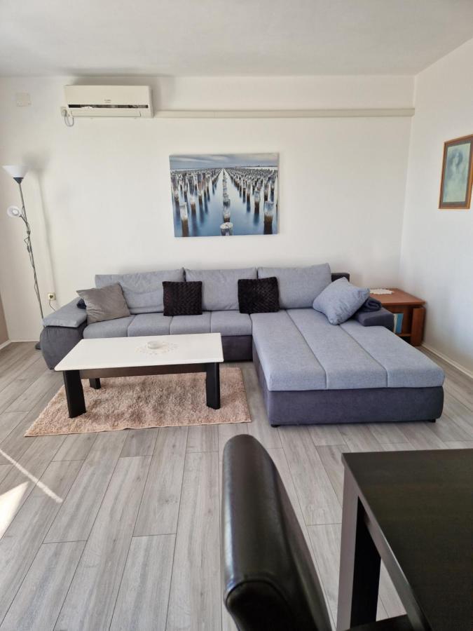 Apartments Velic Crikvenica Exterior foto