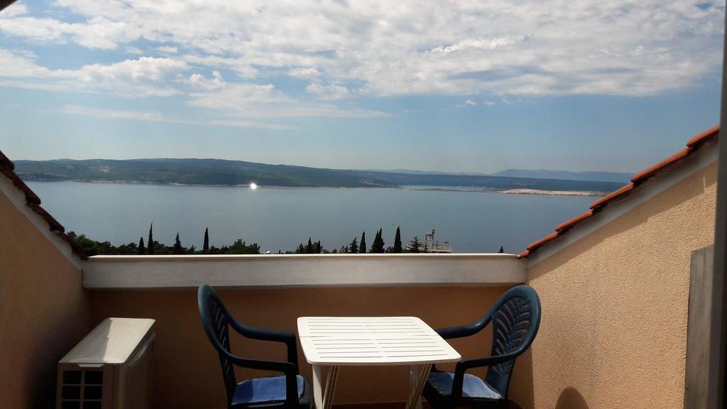 Apartments Velic Crikvenica Exterior foto