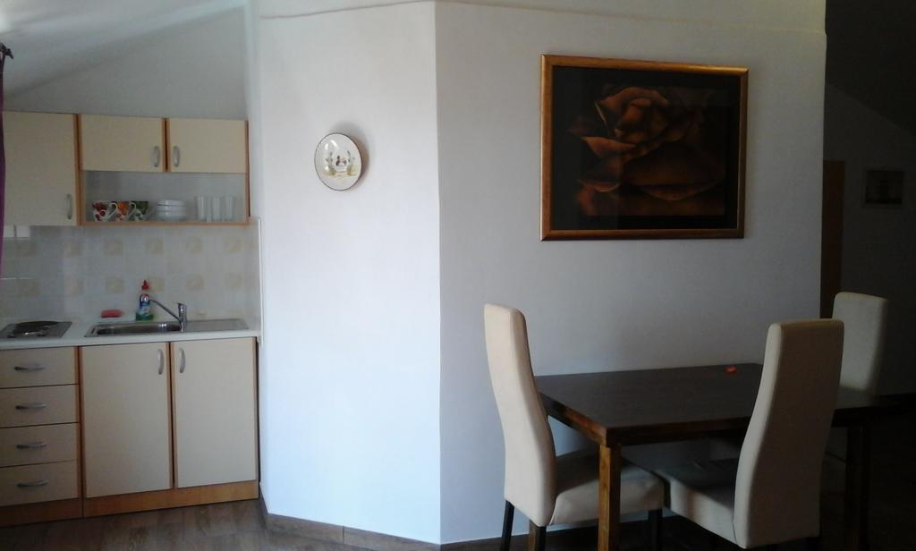 Apartments Velic Crikvenica Exterior foto
