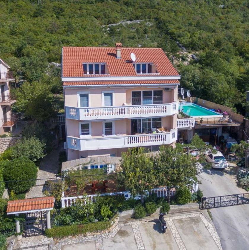 Apartments Velic Crikvenica Exterior foto