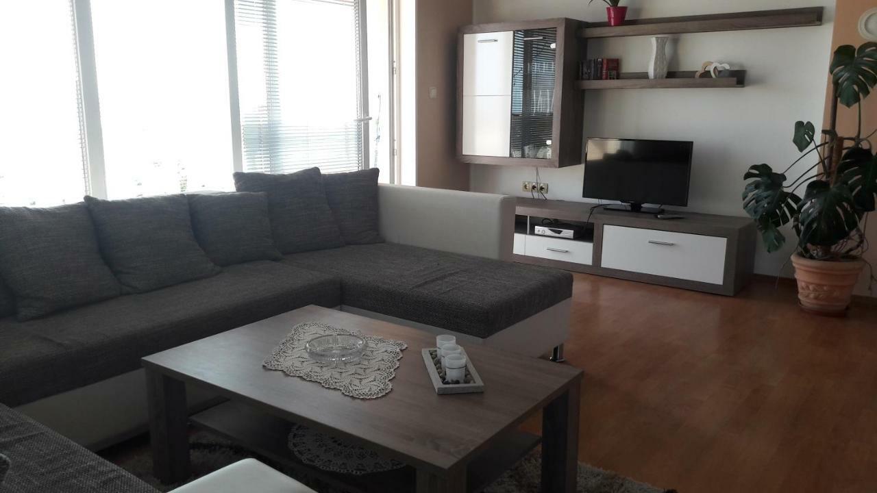 Apartments Velic Crikvenica Exterior foto